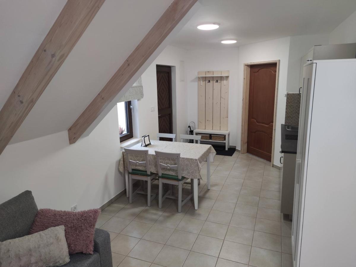 Kosbor Vendégház Monoszlo Exterior foto
