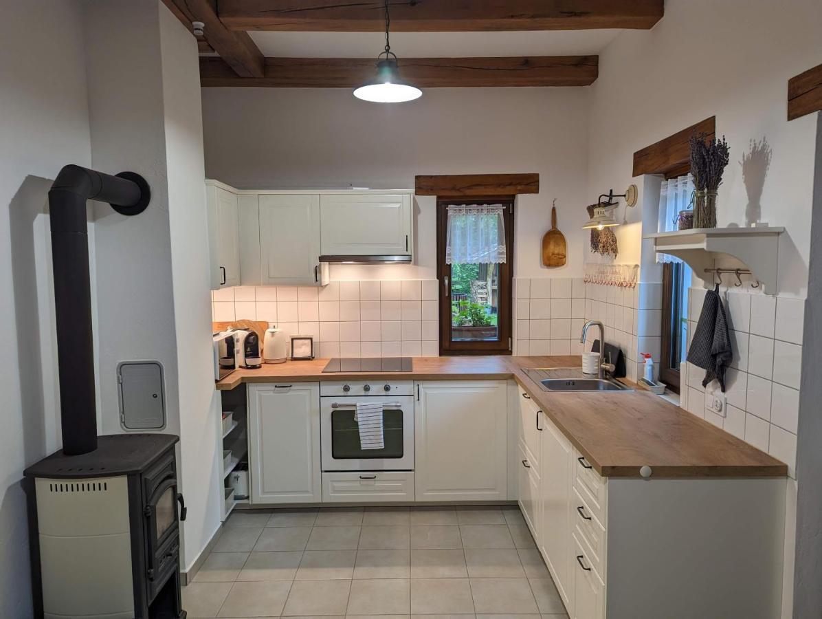 Kosbor Vendégház Monoszlo Exterior foto